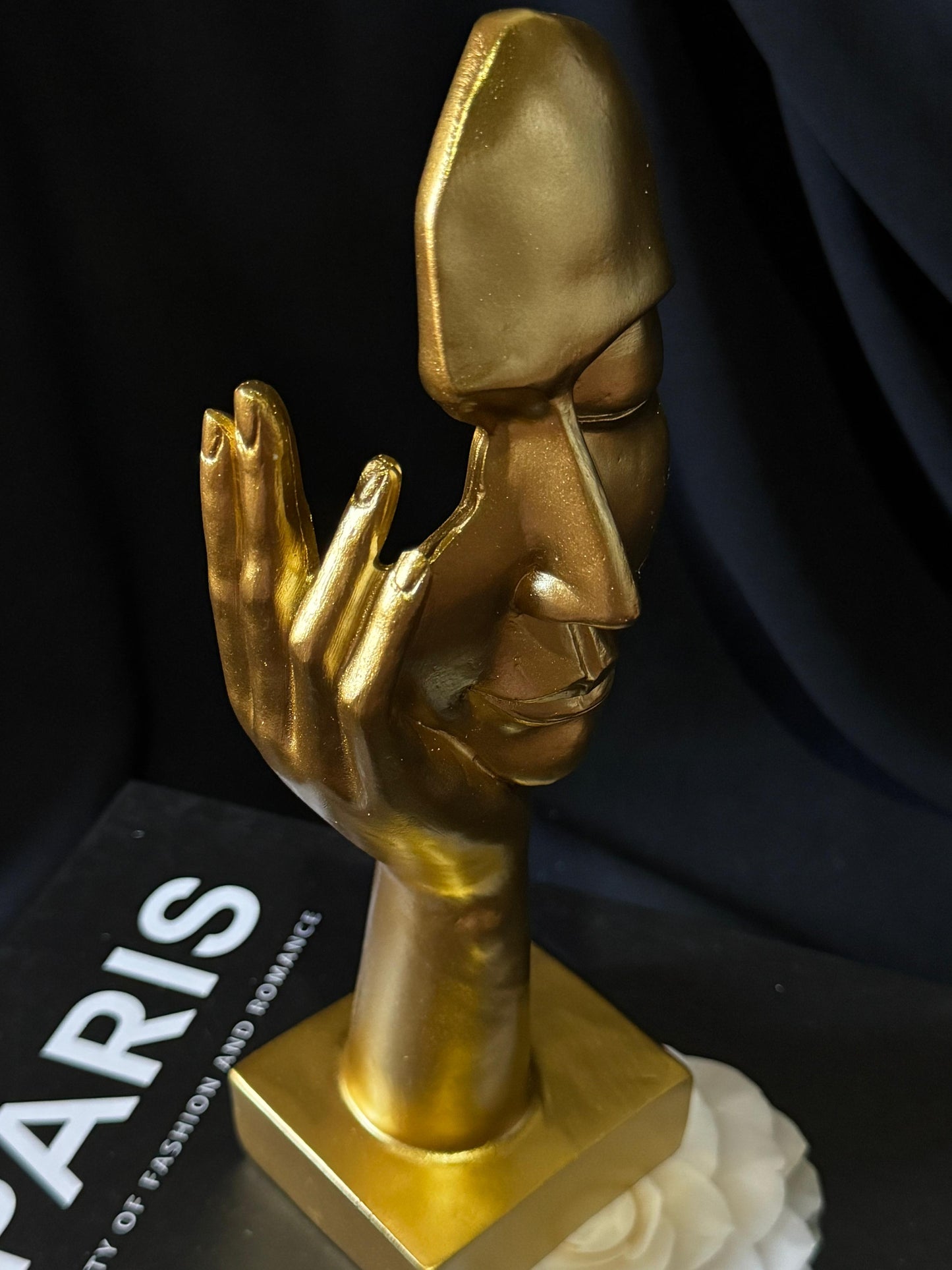 Women Face Art Statue