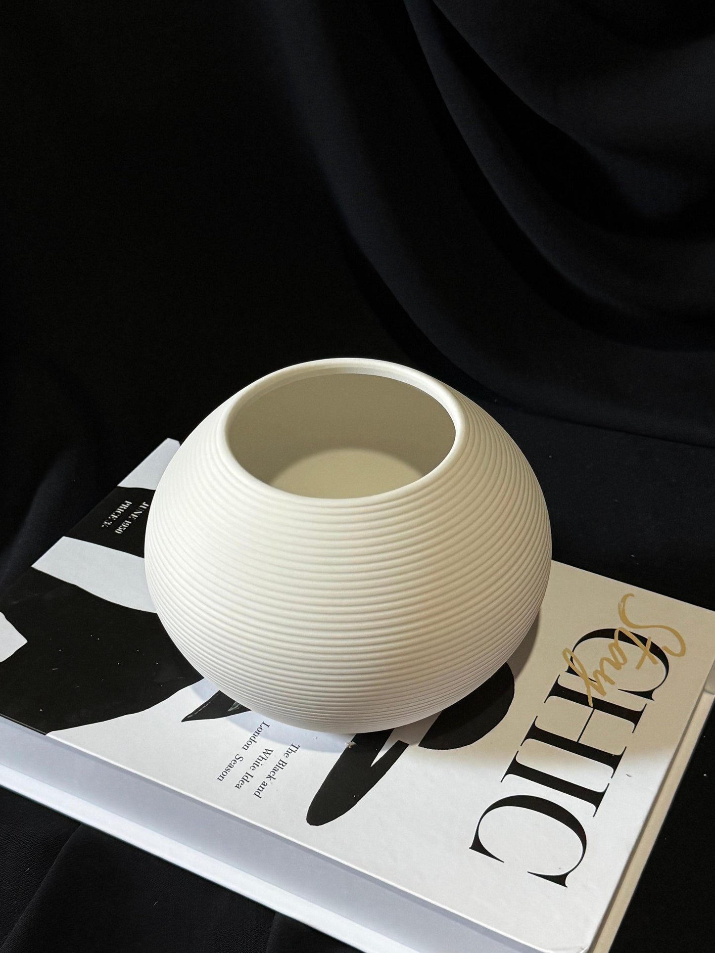 Abstract Bohemian Ceramic Flower Vases – Artistic Home Décor