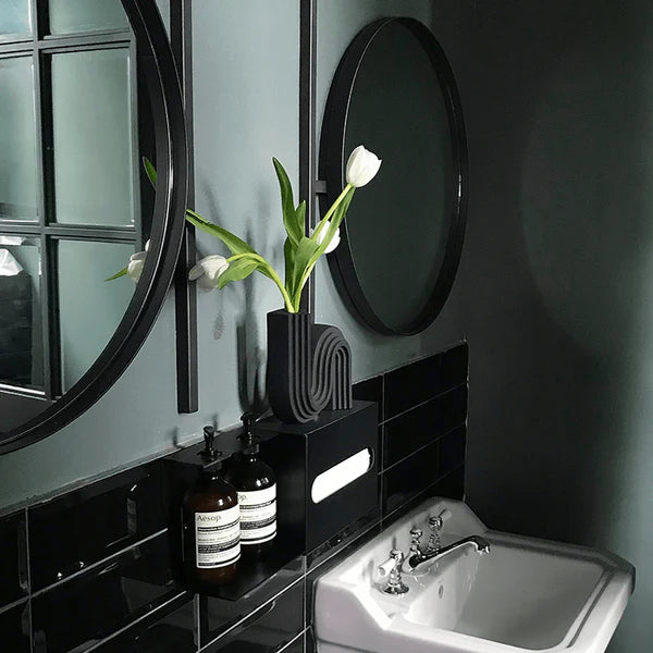 Modern S-Shape Ceramic Vase – Elegant Decorative Centerpiece for Home & Office